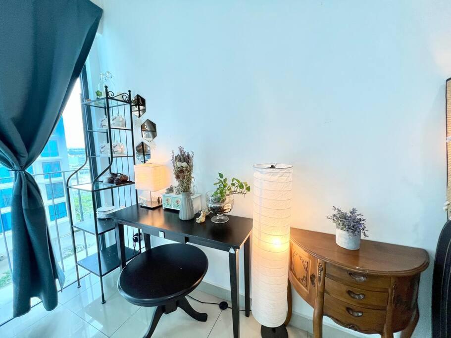 T2 1-10pax 2room Balcony Trefoil Setia Alam Tv Wi-fi Pangsapuri *
